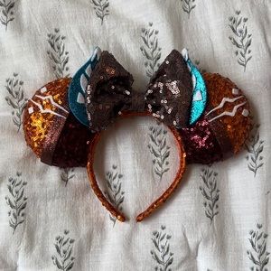 3 for $30! Star Wars Ahsoka Mickey/Minnie Mouse Ears, Small Shop, Disneyland